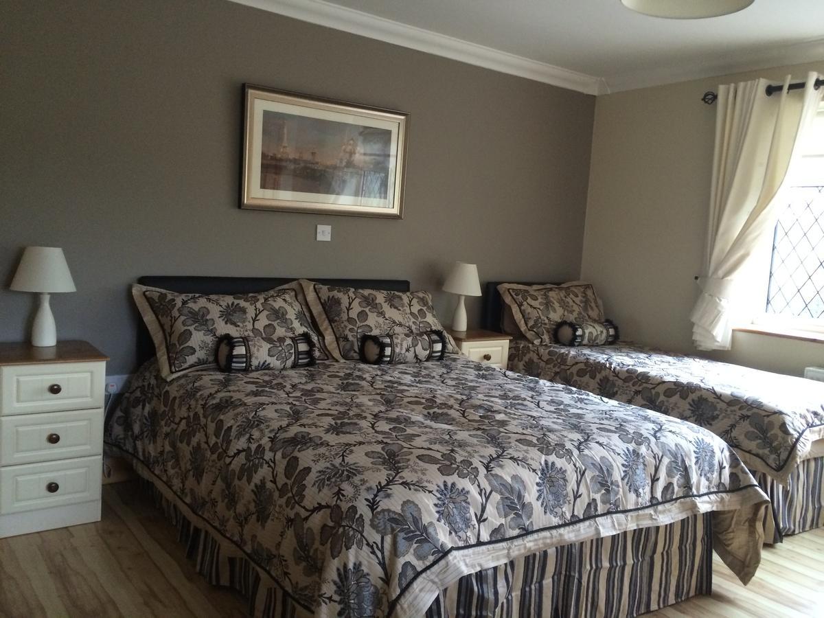 Plantation Lodge Kingscourt Esterno foto