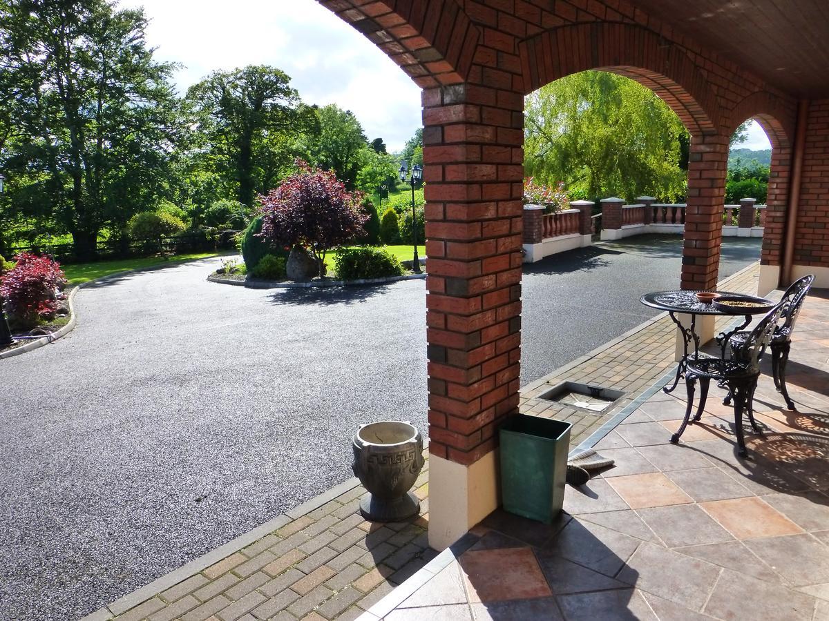 Plantation Lodge Kingscourt Esterno foto