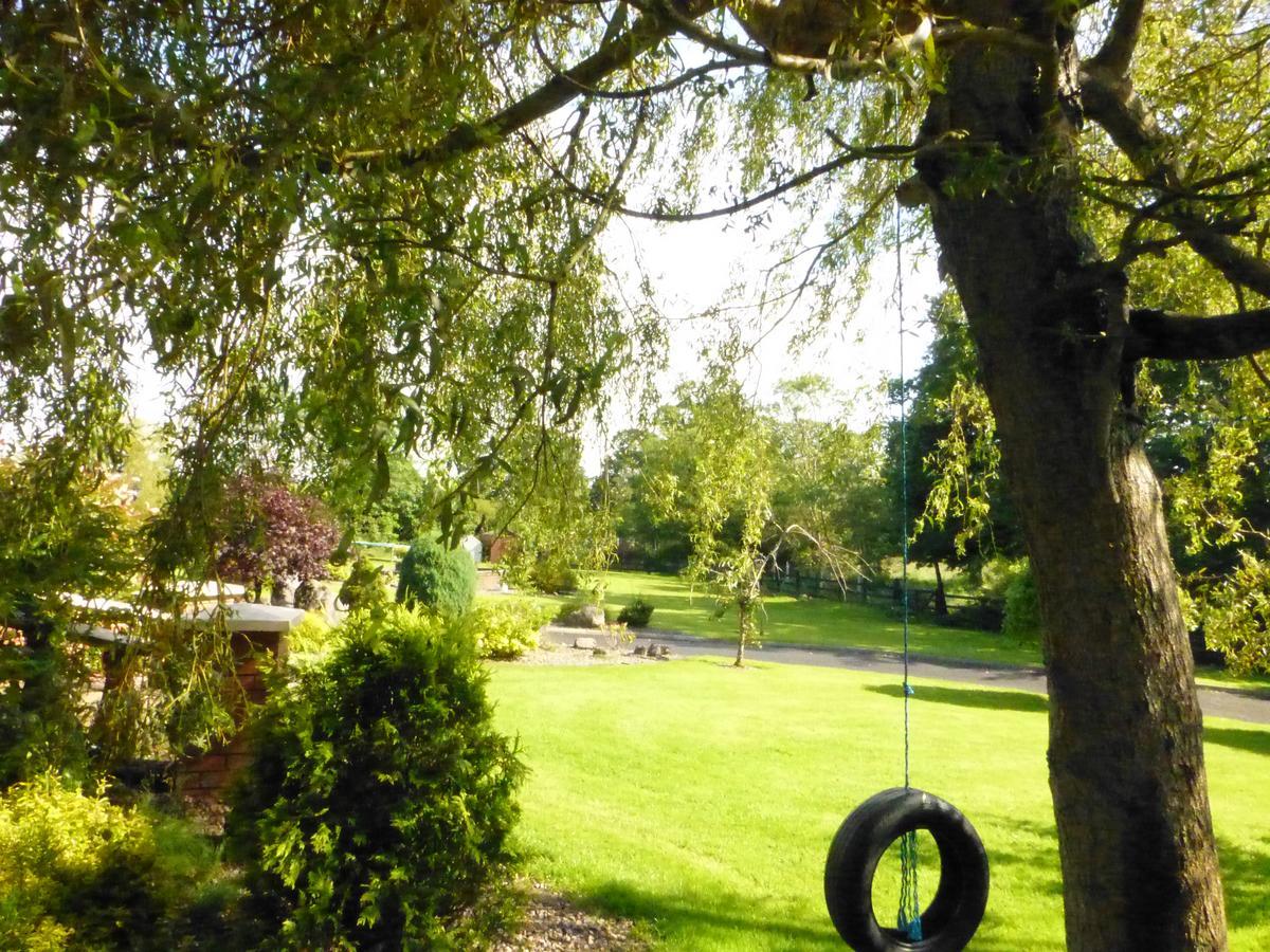Plantation Lodge Kingscourt Esterno foto